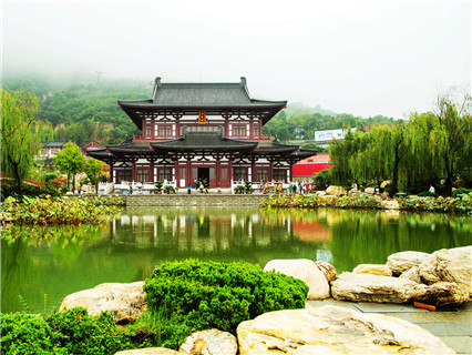 Huaqing Spring