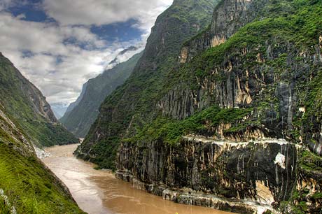 2 Days Trekking Tiger Leaping Gorge