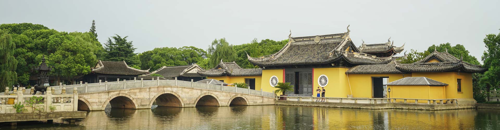 Zhouzhuang Water Village and Shanghai City Tour