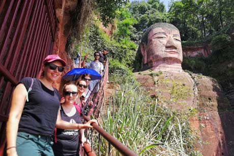 leshan giant buddhist