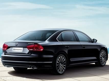 5 Seats Car: Passat