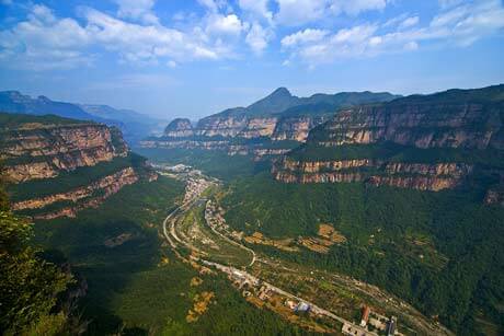 2 Days Tour for Taihang Gorge and Yinxu Museum